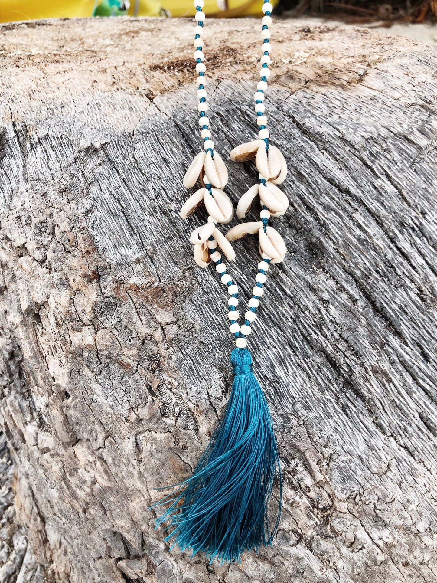 Collier long coquillages bleu